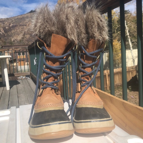 Sorel Joan of the Arctic women’s size 8 - Picture 1 of 4